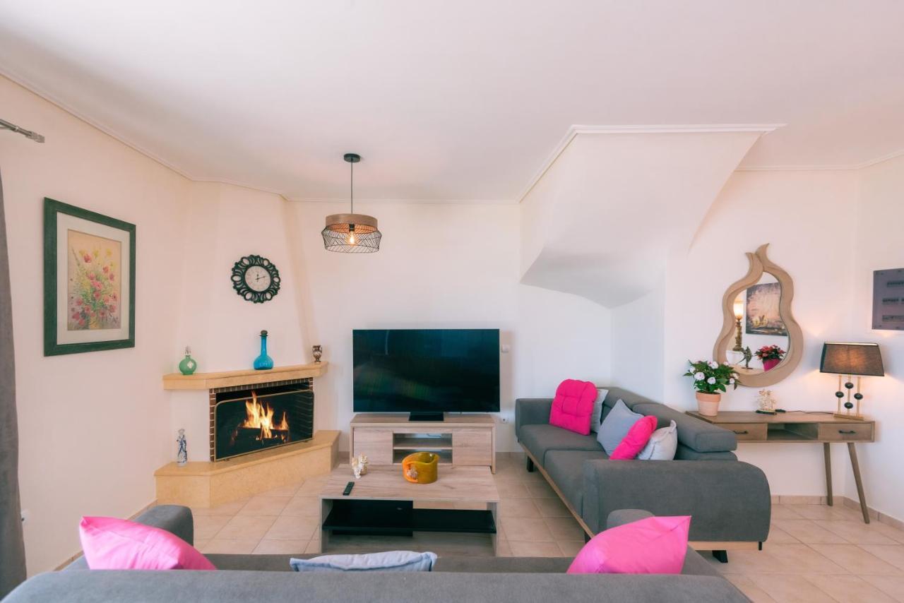 Georgia'S Holiday Apartment With Amazing Sea View Pórto Ráfti Екстериор снимка